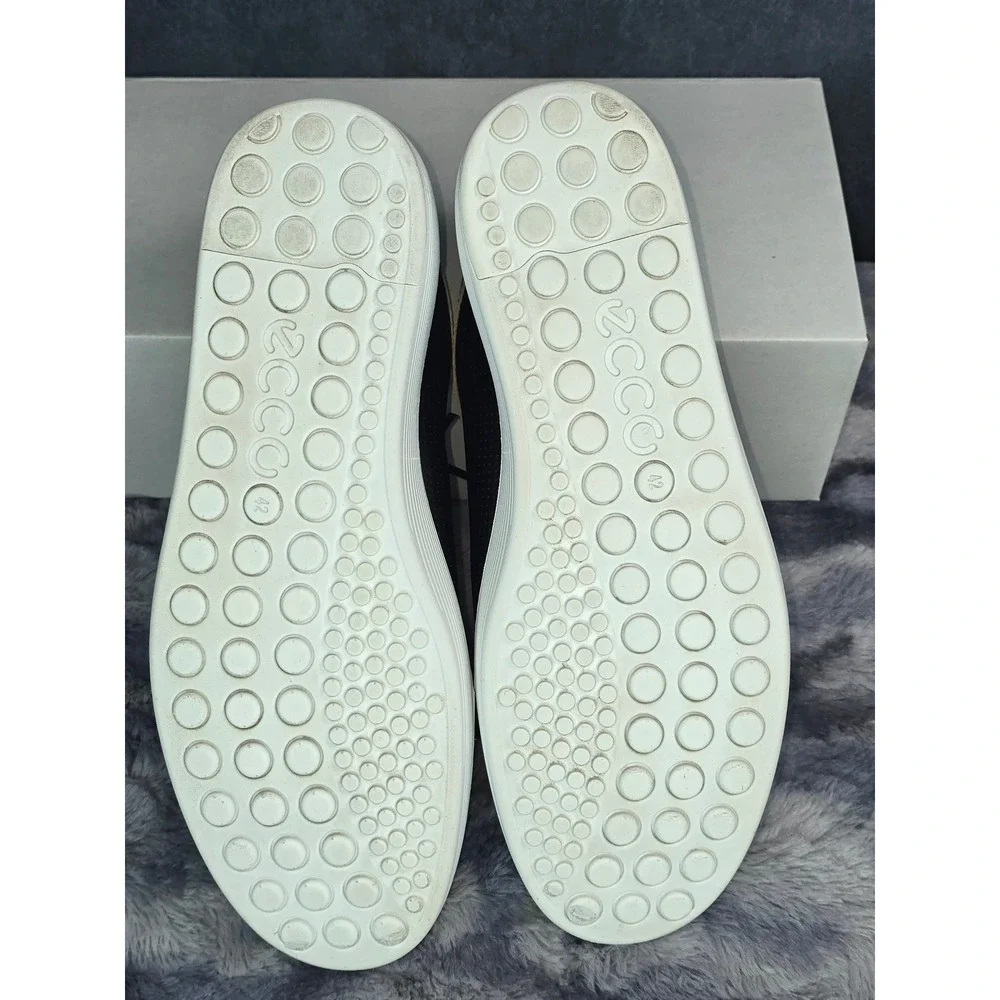 ECCO Soft 7 Sneaker Black Gold Perforated Leather Natural Motion Womens 11 EU 42